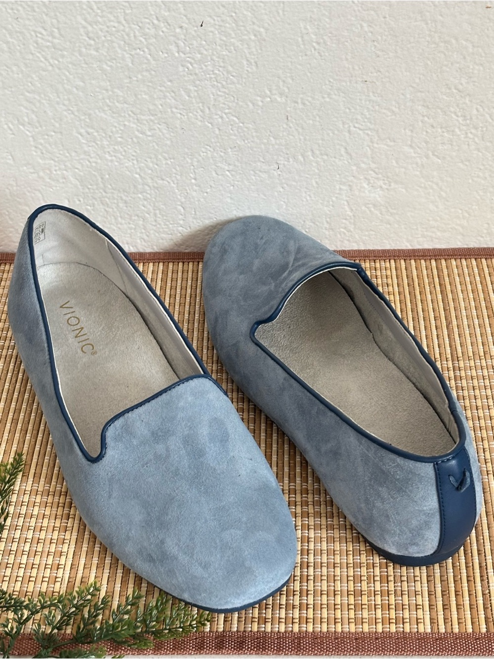 VIONIC Woman CORAL Slip On Loafers Size: 9